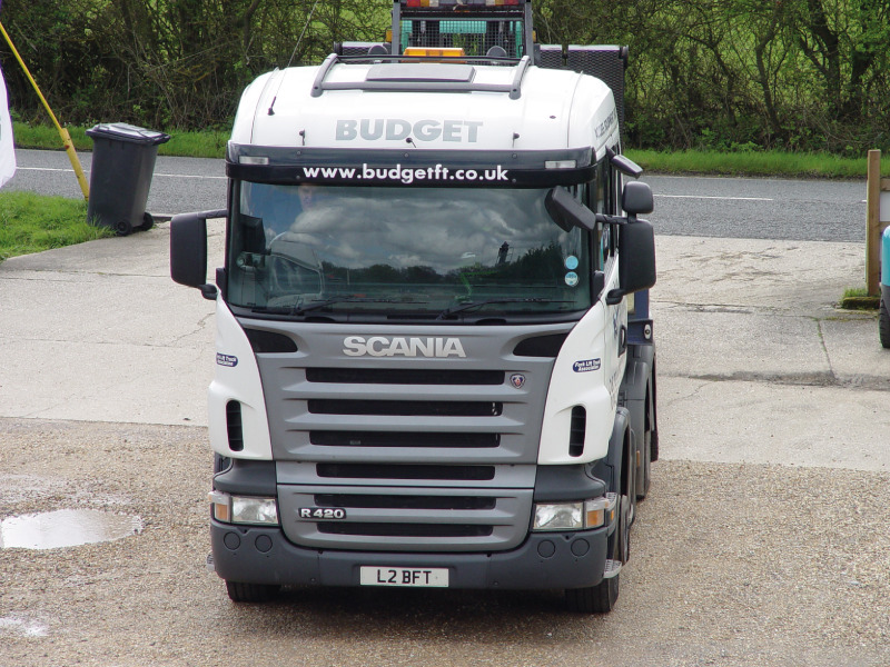 budget forktrucks transport services